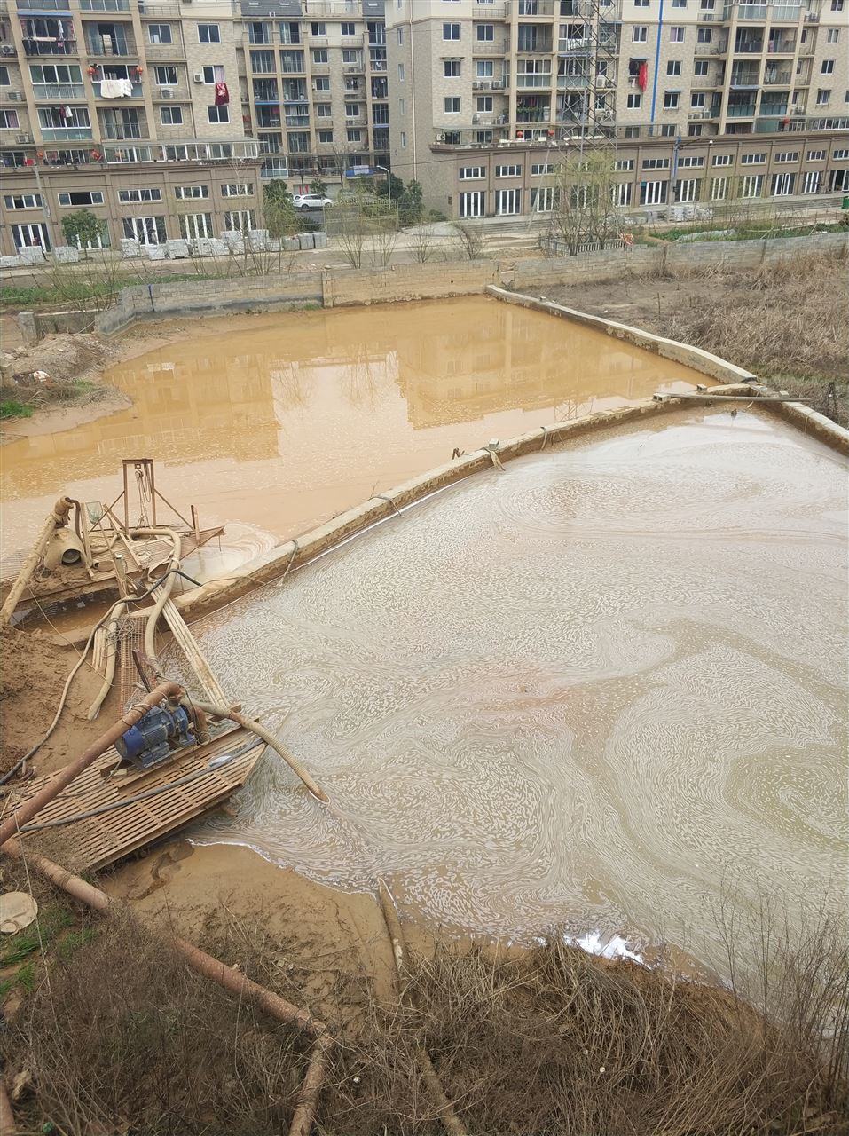 和政沉淀池淤泥清理-厂区废水池淤泥清淤